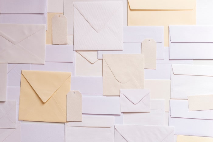 Comment ne plus manquer les e-mails importants de Hosteur